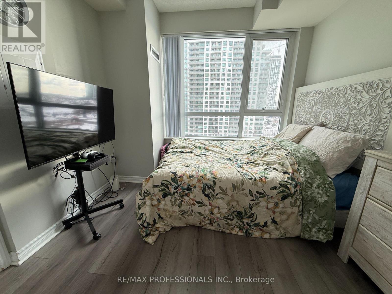 909 - 349 Rathburn Road W, Mississauga, Ontario  L5B 0G9 - Photo 14 - W12731820