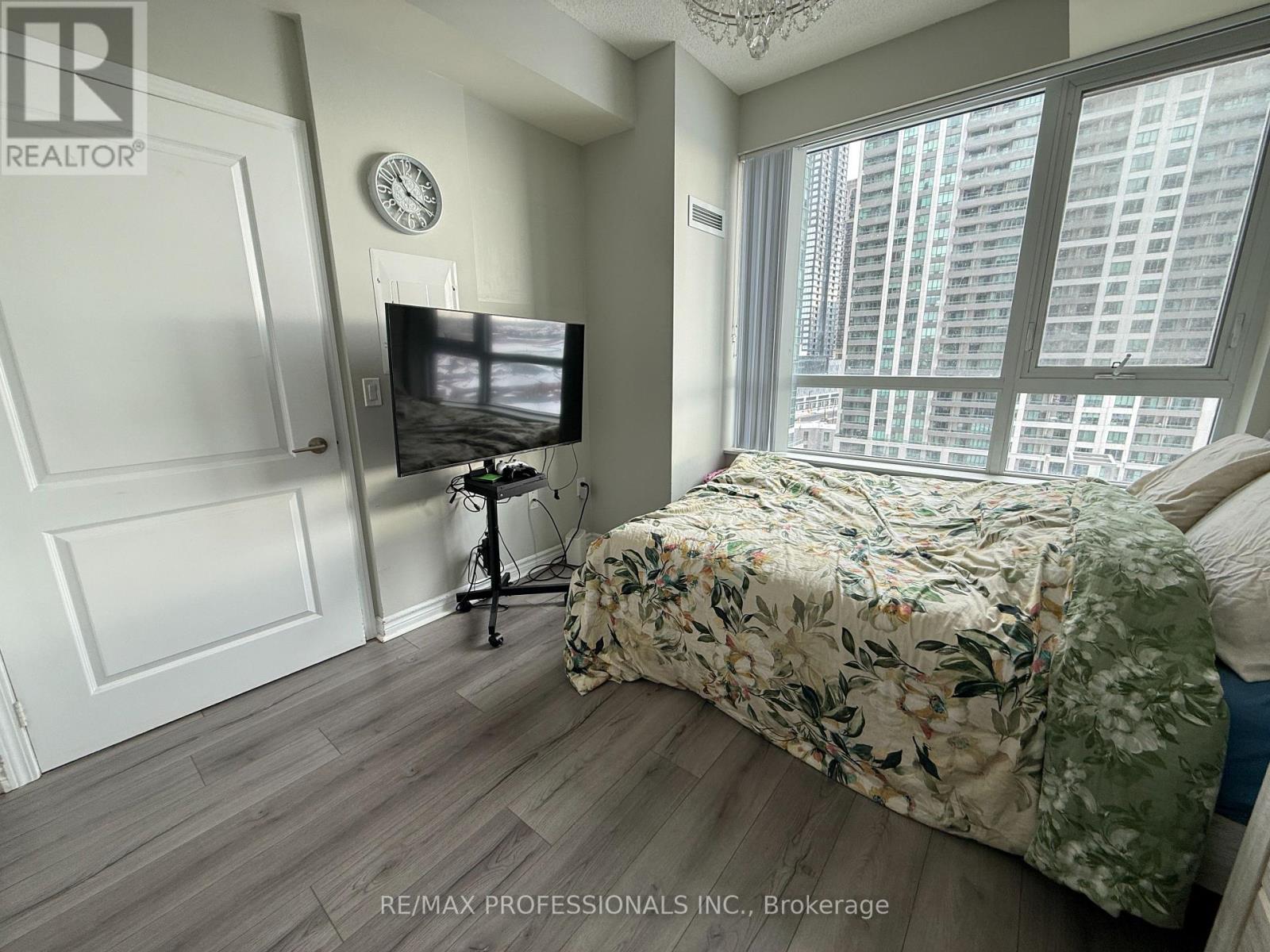 909 - 349 Rathburn Road W, Mississauga, Ontario  L5B 0G9 - Photo 15 - W12731820