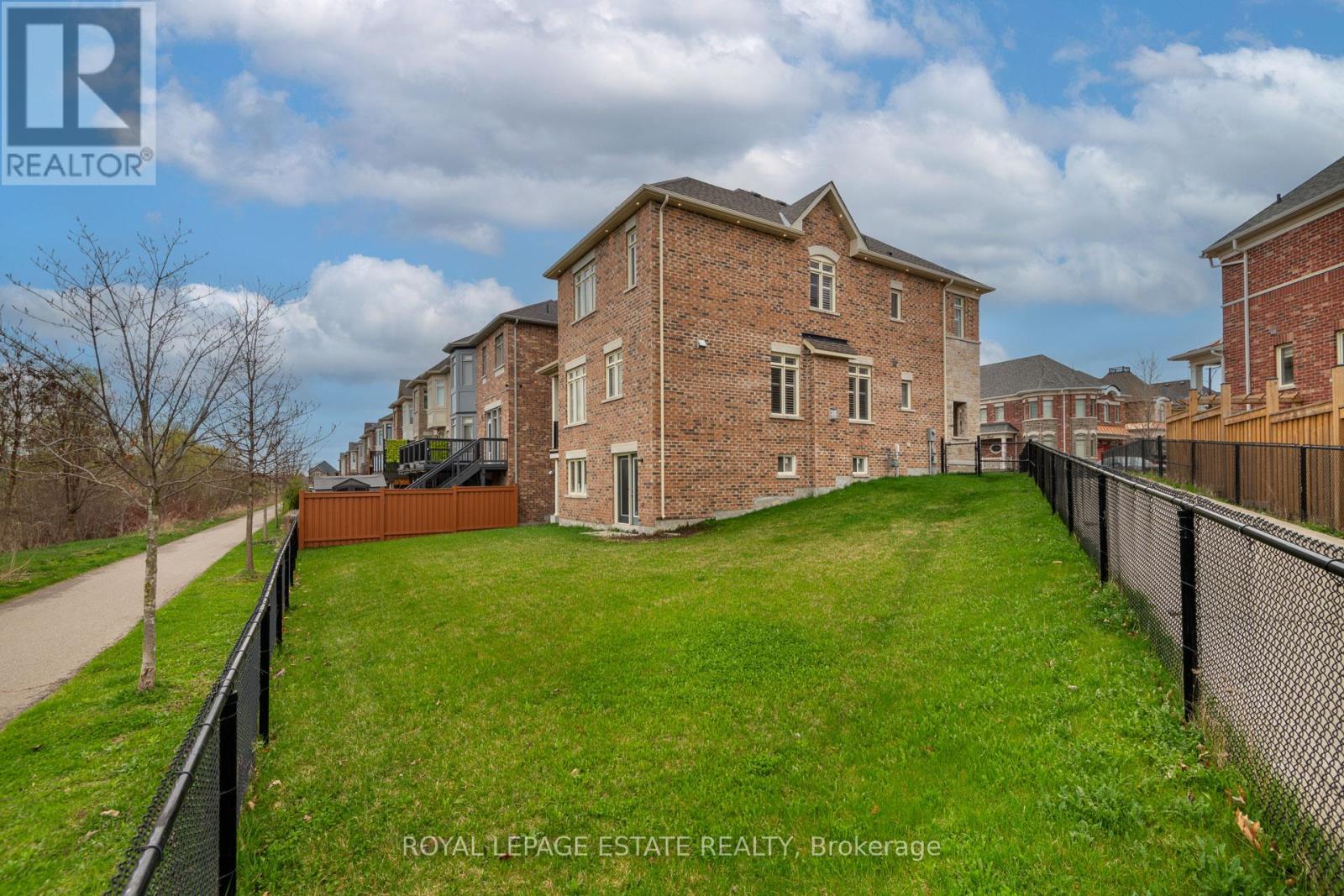 29 Provost Trail, Brampton, Ontario  L6Y 6E7 - Photo 45 - W12731822