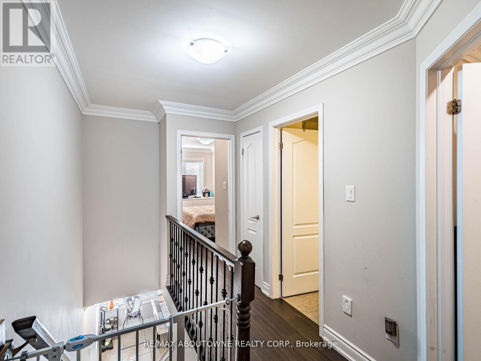 Unit 29 - 6020 Derry Road, Milton, Ontario  L9T 8L6 - Photo 33 - W12731834