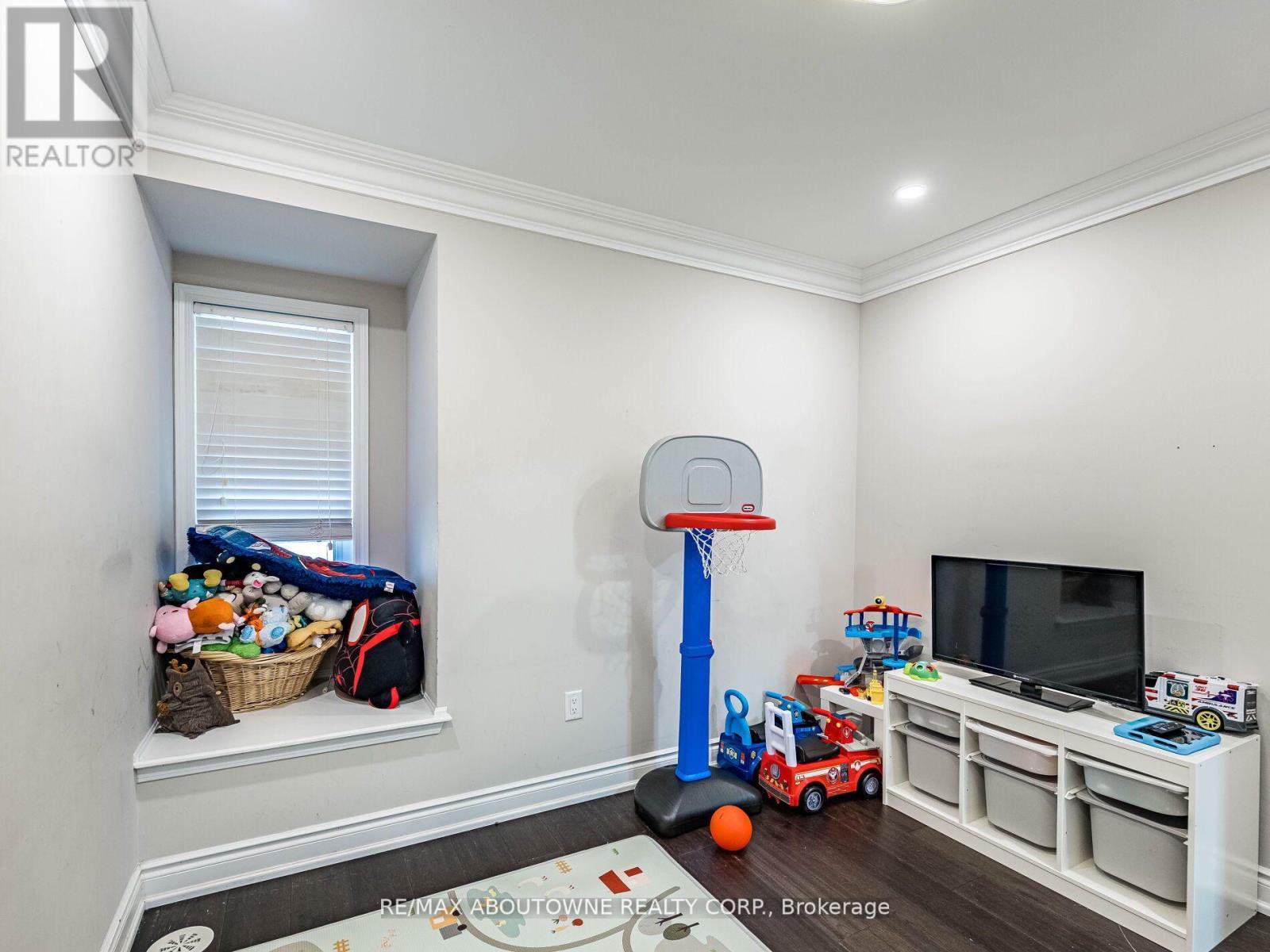 Unit 29 - 6020 Derry Road, Milton, Ontario  L9T 8L6 - Photo 41 - W12731834