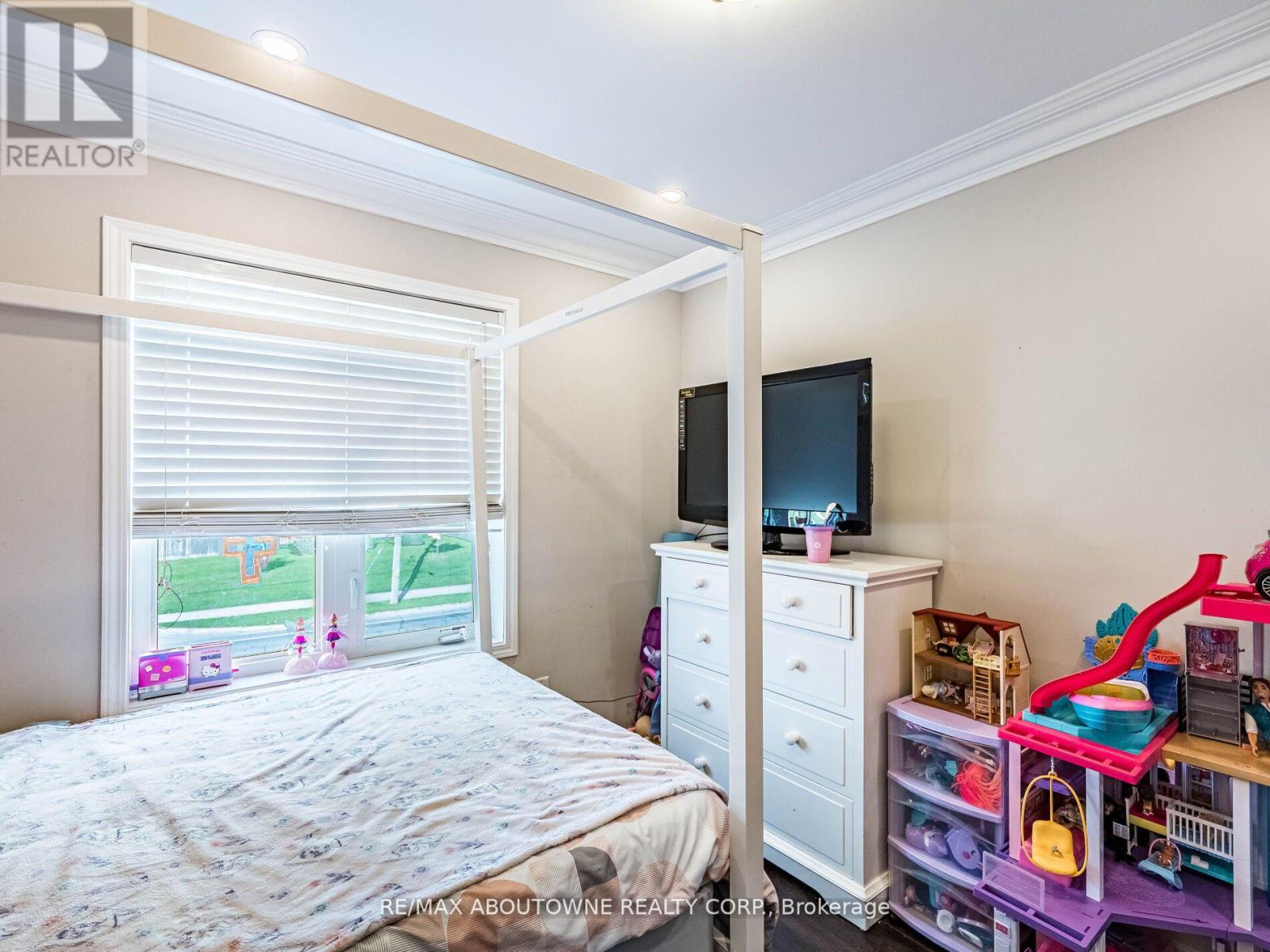 Unit 29 - 6020 Derry Road, Milton, Ontario  L9T 8L6 - Photo 43 - W12731834