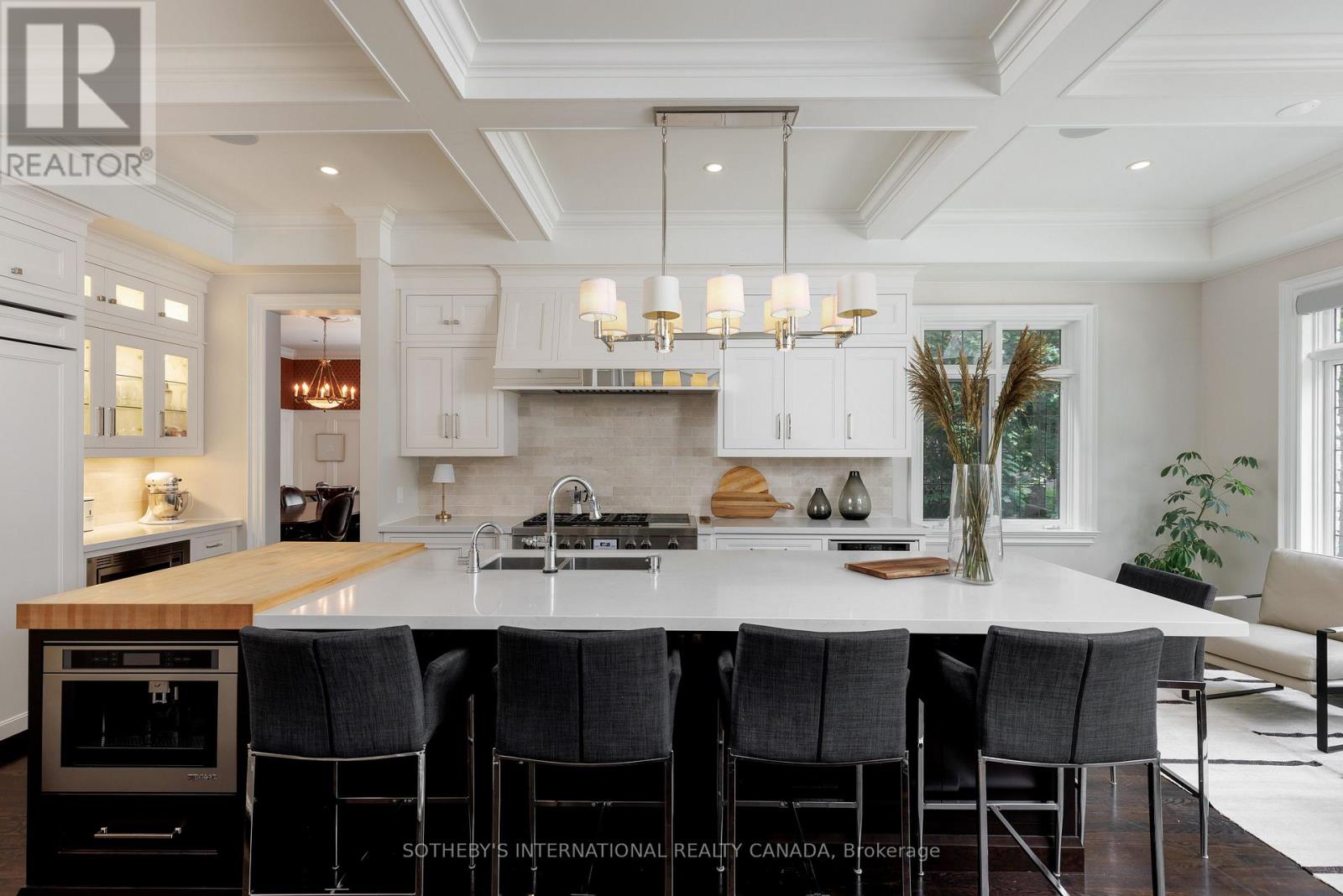 67 Kingsway Crescent, Toronto, Ontario  M8X 2R5 - Photo 13 - W12731842