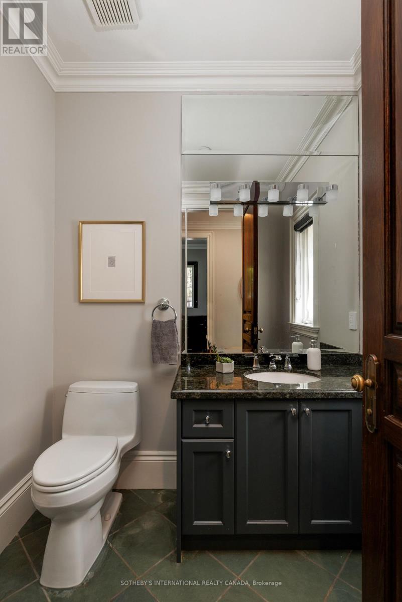 67 Kingsway Crescent, Toronto, Ontario  M8X 2R5 - Photo 20 - W12731842