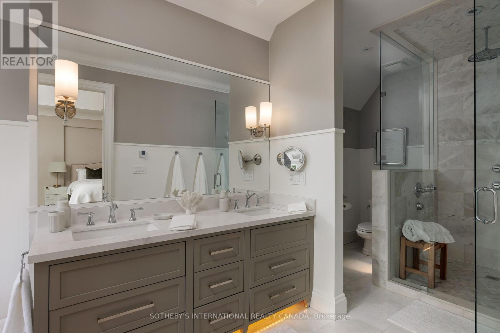 67 Kingsway Crescent, Toronto, Ontario  M8X 2R5 - Photo 22 - W12731842