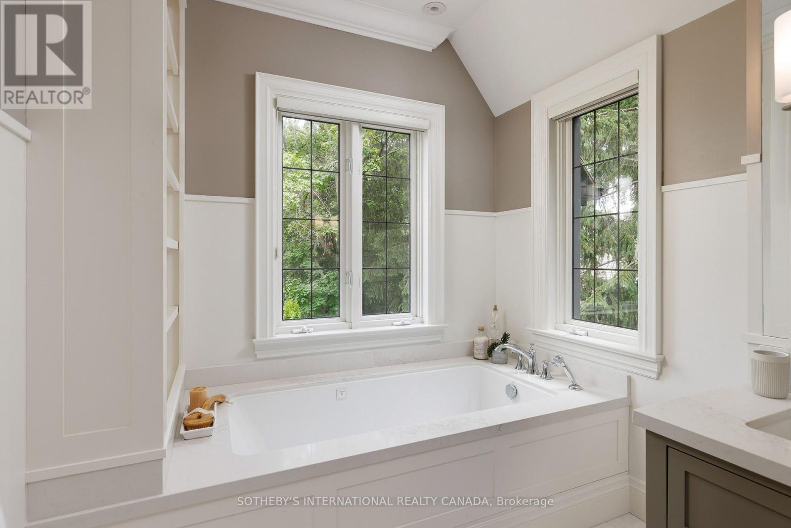 67 Kingsway Crescent, Toronto, Ontario  M8X 2R5 - Photo 24 - W12731842