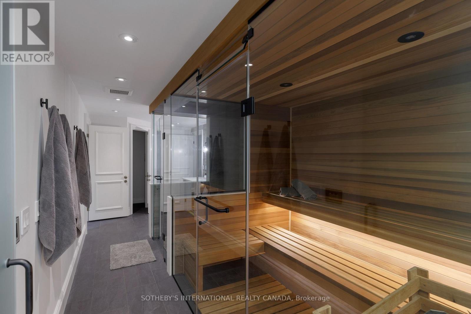 67 Kingsway Crescent, Toronto, Ontario  M8X 2R5 - Photo 40 - W12731842