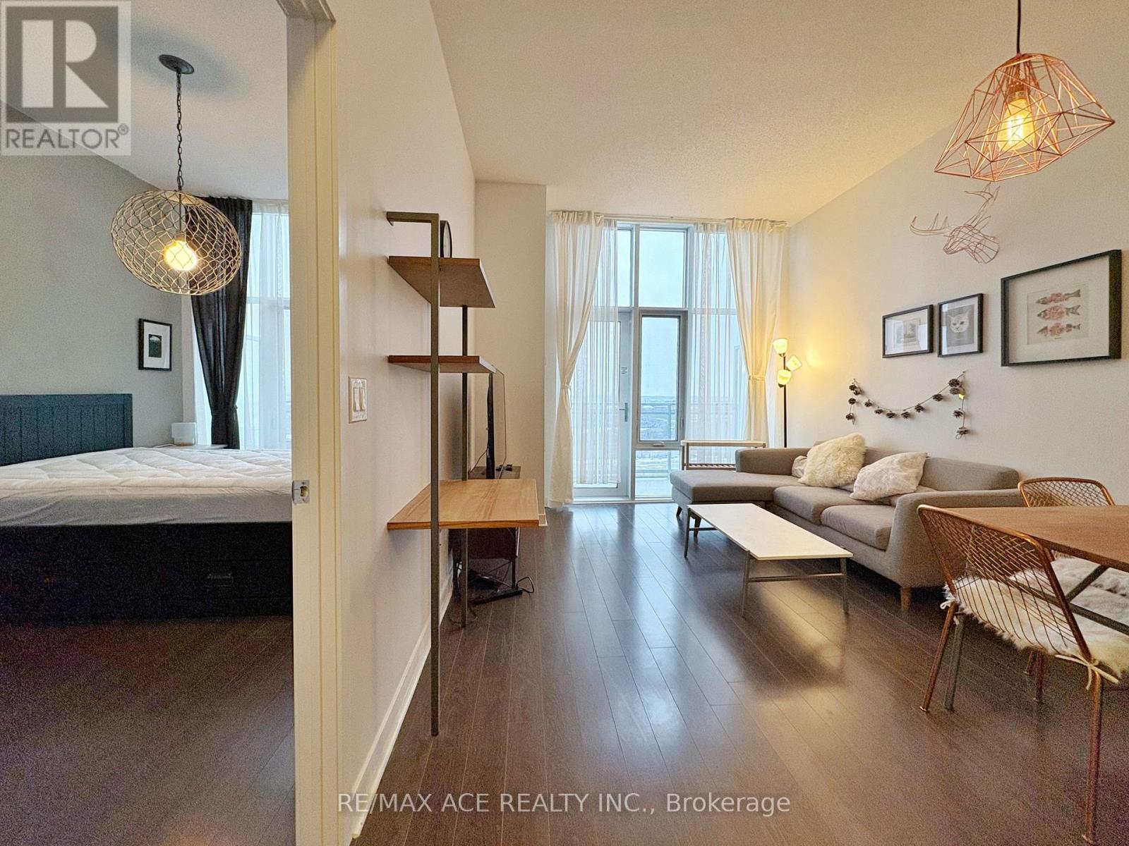 Ph 3210 - 360 Square One Drive, Mississauga, Ontario  L5B 0G7 - Photo 18 - W12731846