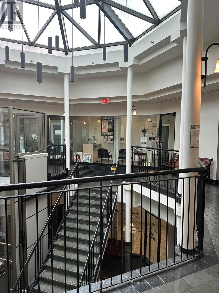 202 - 1649 Dufferin Street, Toronto, Ontario  M6H 4H5 - Photo 3 - W12731898