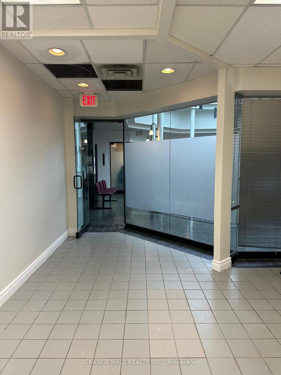 202 - 1649 Dufferin Street, Toronto, Ontario  M6H 4H5 - Photo 7 - W12731898