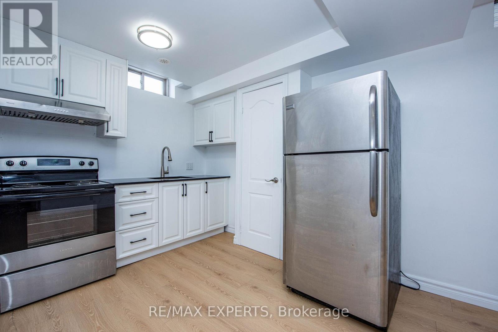 381 Inspire Boulevard, Brampton, Ontario  L6R 4E4 - Photo 13 - W12731944