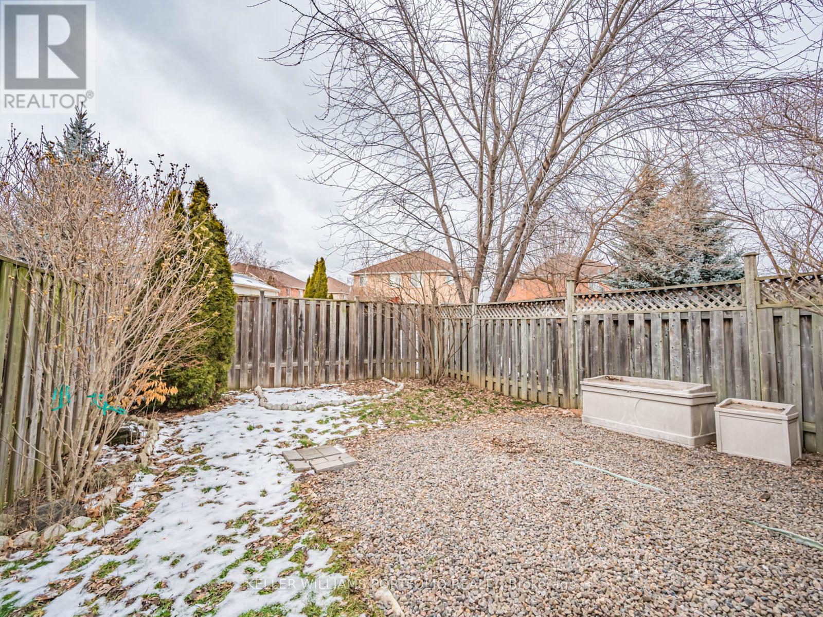 7160 Waldorf Way, Mississauga, Ontario  L5N 7R3 - Photo 23 - W12731992