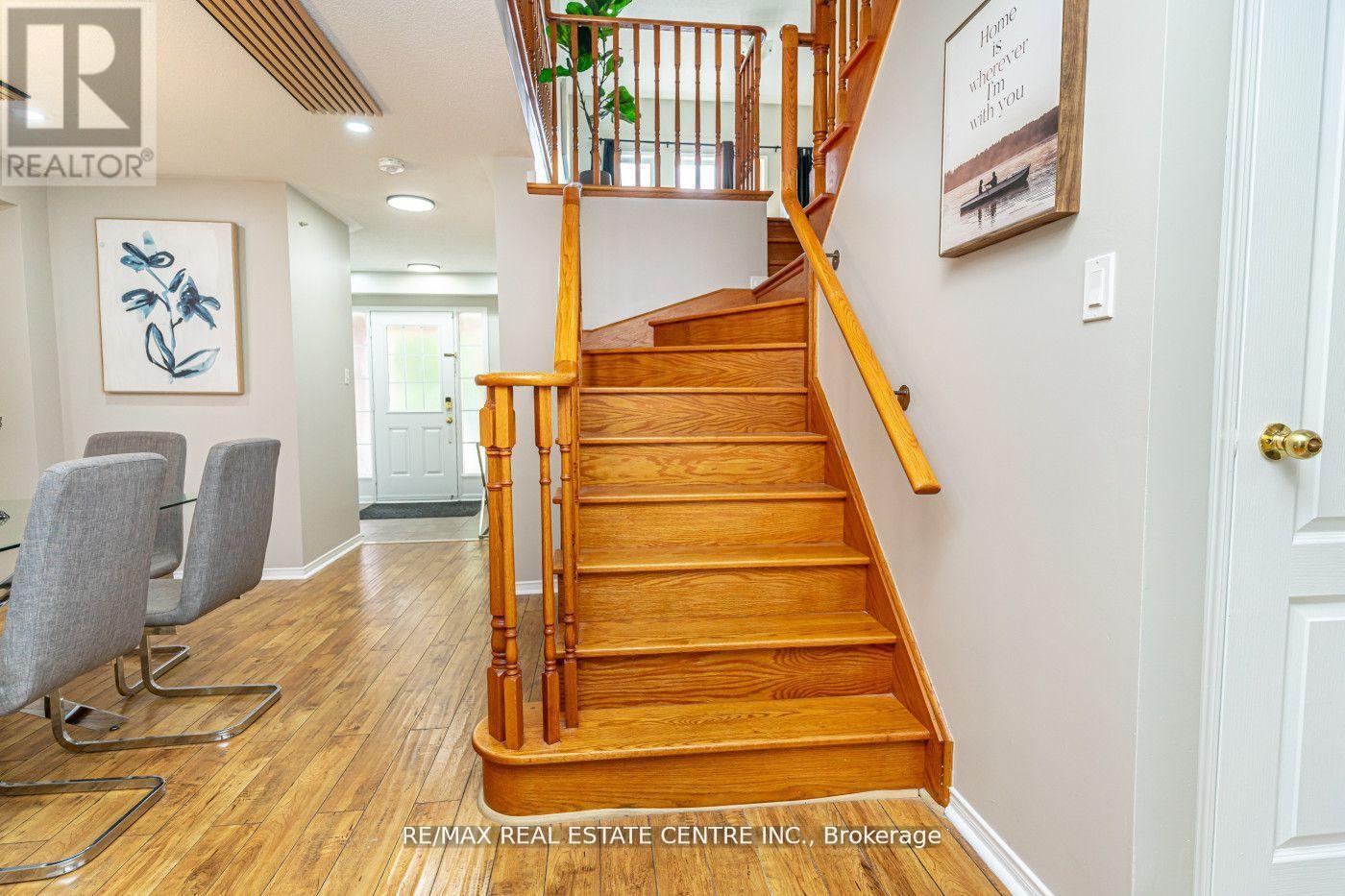 107 Crown Victoria Drive, Brampton, Ontario  L7A 3X9 - Photo 14 - W12732014