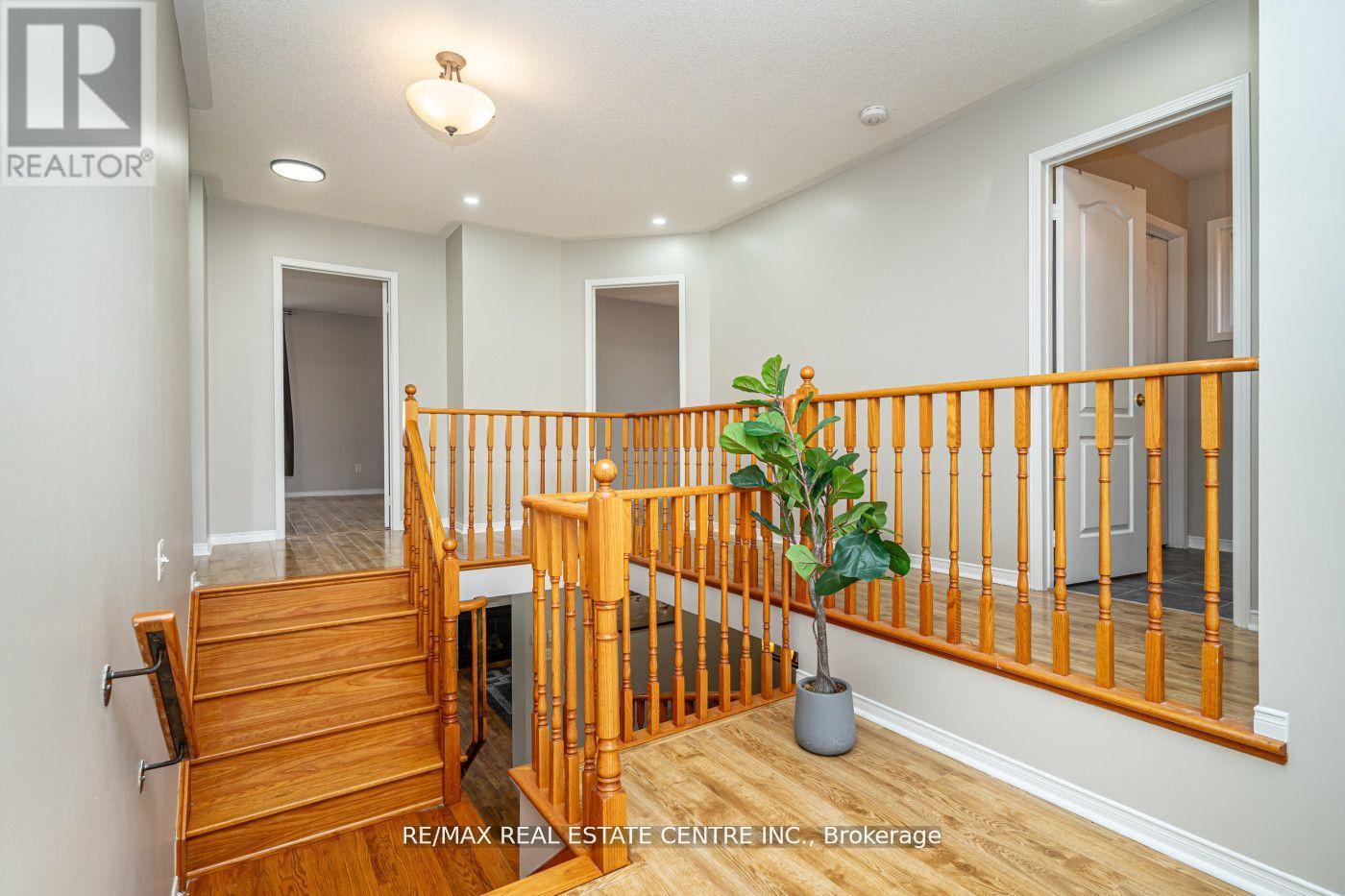 107 Crown Victoria Drive, Brampton, Ontario  L7A 3X9 - Photo 18 - W12732014