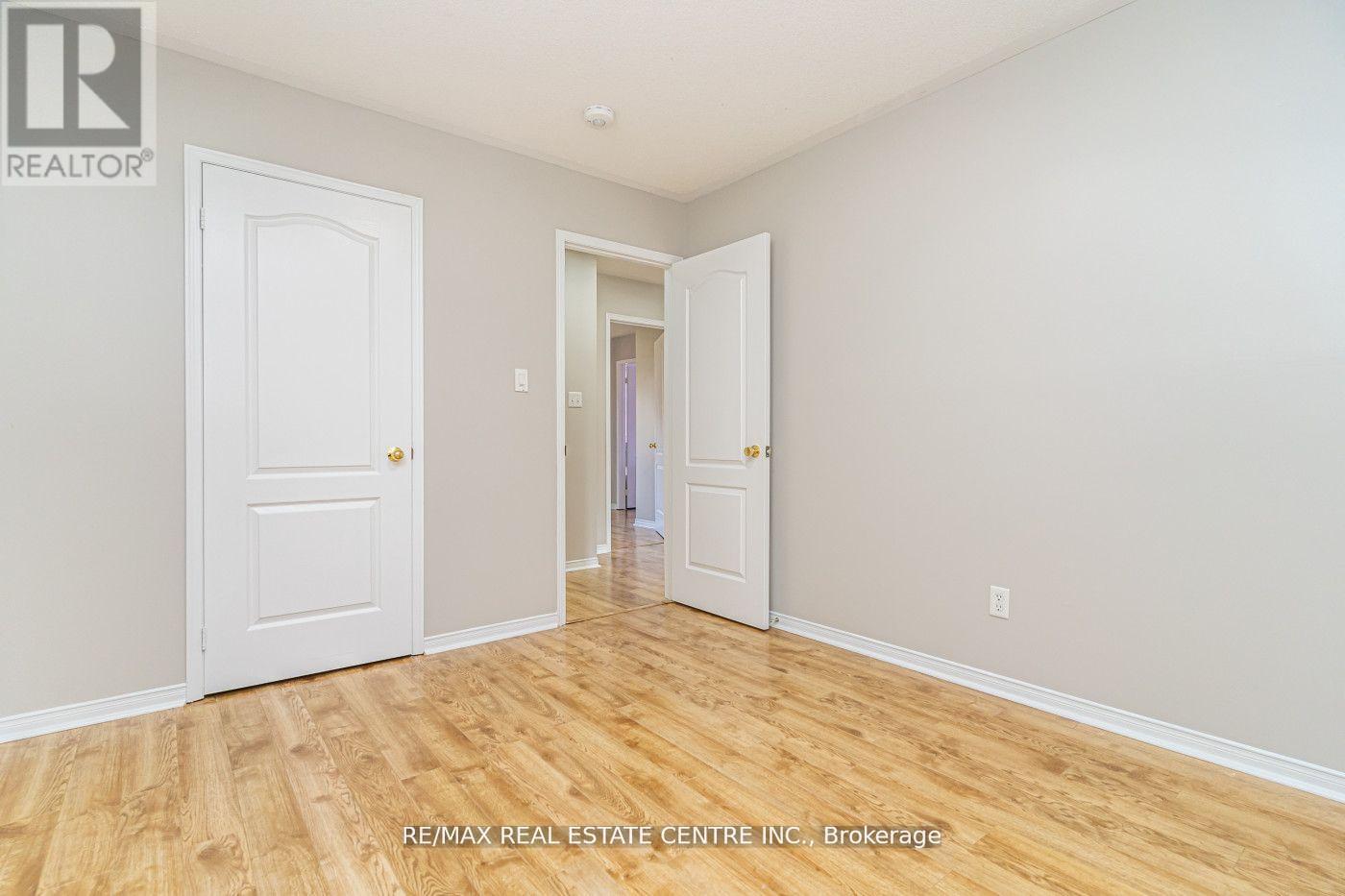 107 Crown Victoria Drive, Brampton, Ontario  L7A 3X9 - Photo 23 - W12732014