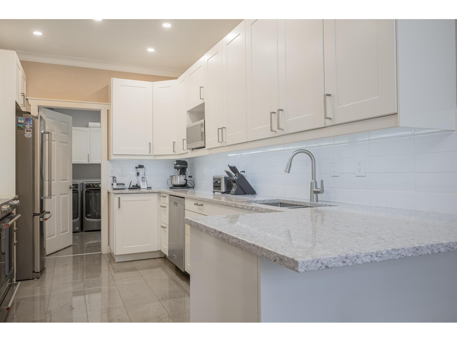 17 10038 150 Street, Surrey, British Columbia V3R 0M8 - Photo 10 - R3082901