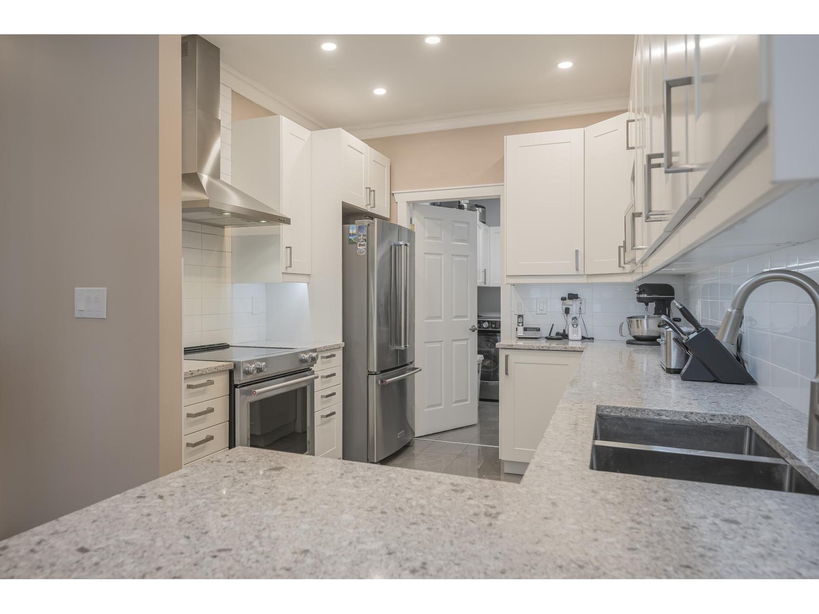 17 10038 150 Street, Surrey, British Columbia V3R 0M8 - Photo 11 - R3082901