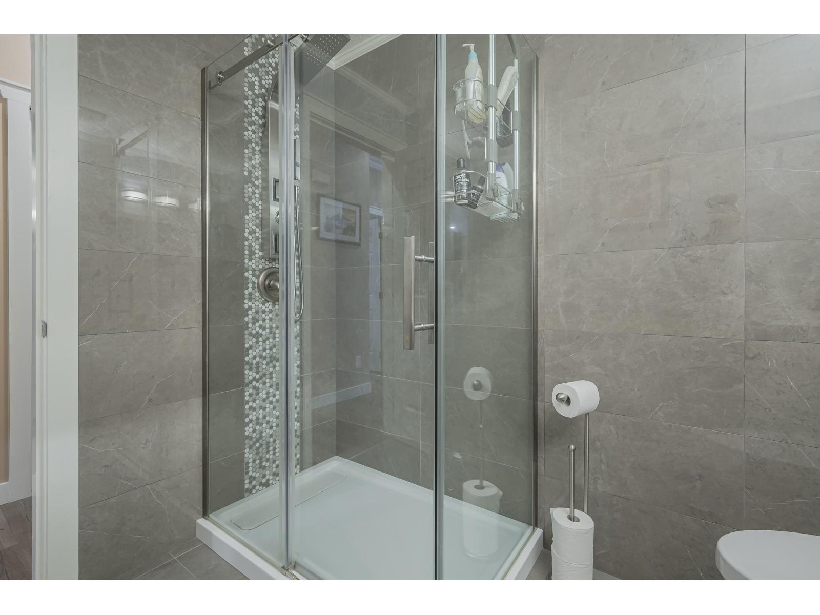 17 10038 150 Street, Surrey, British Columbia V3R 0M8 - Photo 23 - R3082901