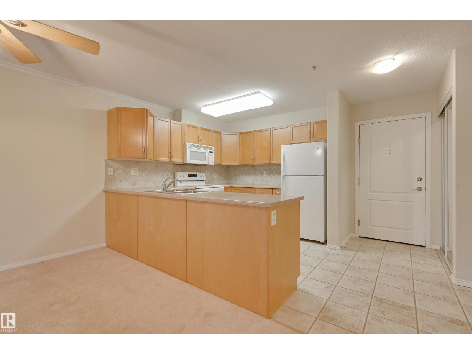 #208 8912 156 St Nw, Edmonton, Alberta  T5R 5Z2 - Photo 11 - E4471155