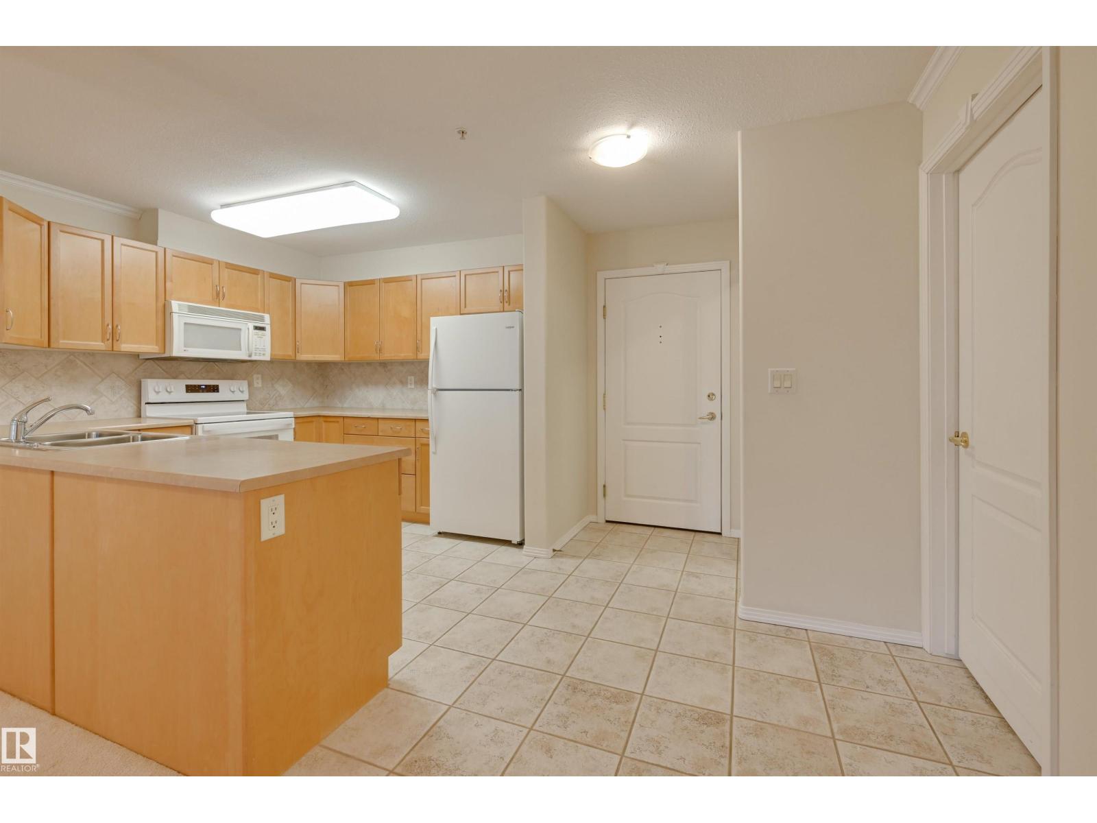 #208 8912 156 St Nw, Edmonton, Alberta  T5R 5Z2 - Photo 18 - E4471155