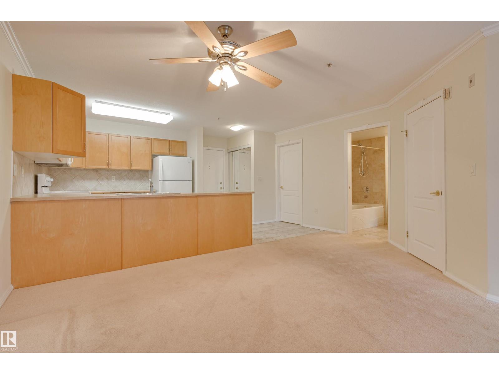 #208 8912 156 St Nw, Edmonton, Alberta  T5R 5Z2 - Photo 8 - E4471155