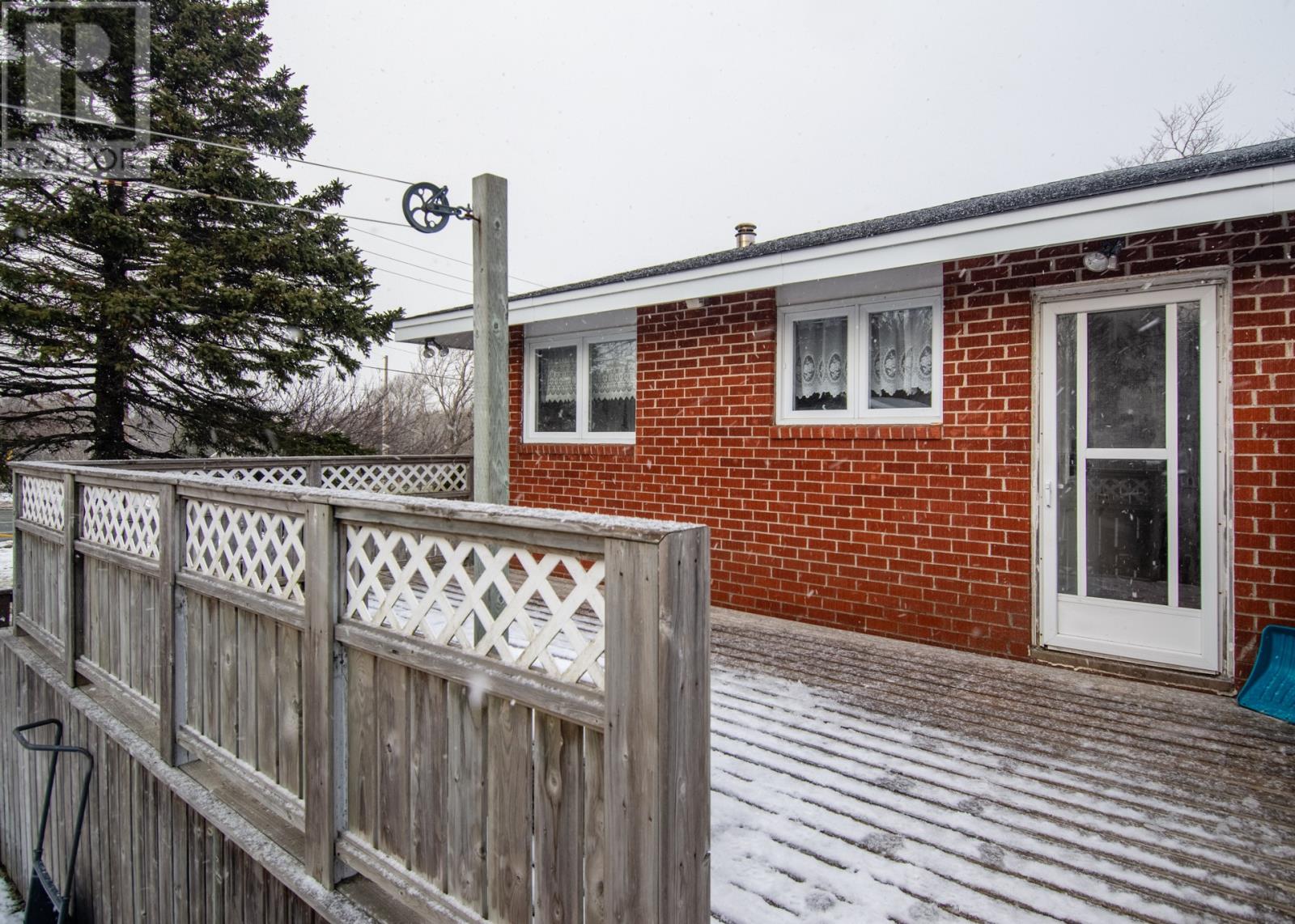 1 Jeffers Drive, Mount Pearl, Newfoundland & Labrador  A1N 2R8 - Photo 12 - 1294127