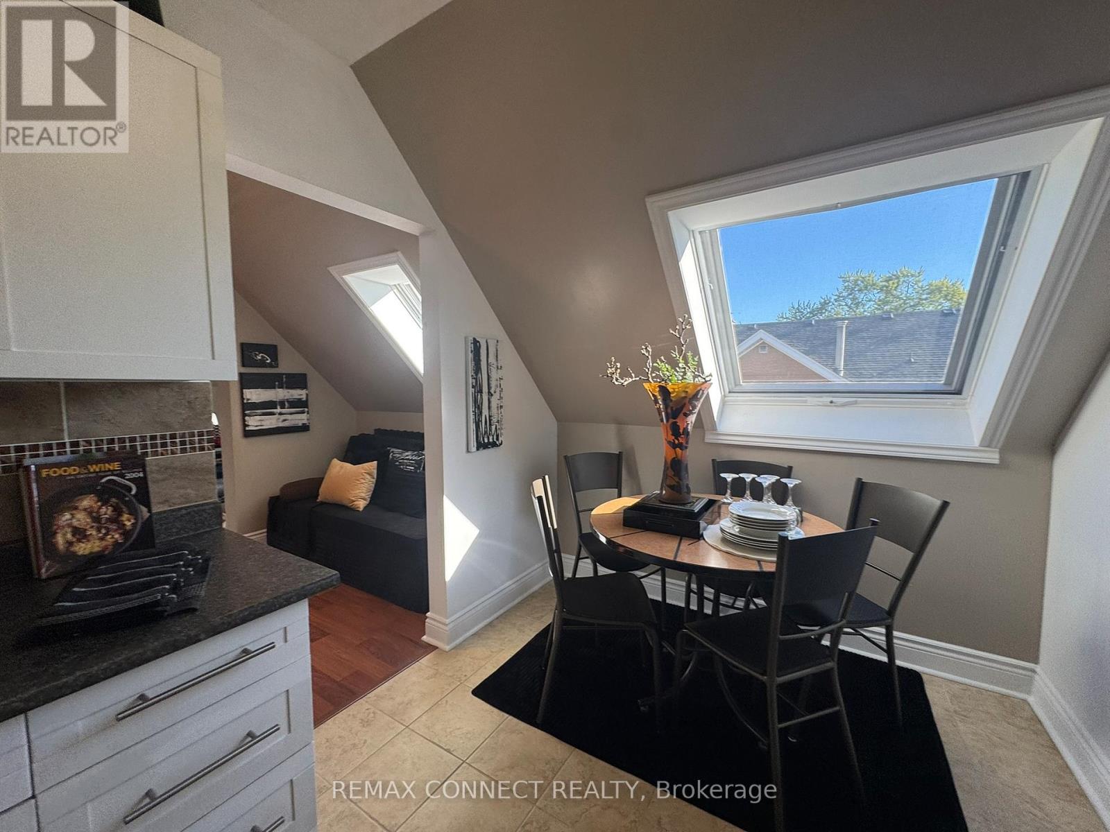 303 - 4872 Valley Way, Niagara Falls, Ontario  L2E 1W3 - Photo 29 - X12731844