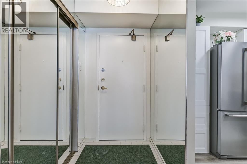 3845 Lakeshore Boulevard W Unit# 804, Etobicoke, Ontario  M8W 4Y3 - Photo 6 - 40801054