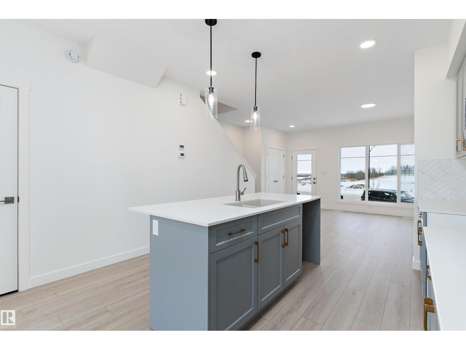 4574 Warbler Lo Nw, Edmonton, Alberta  T5S 0W9 - Photo 10 - E4470882