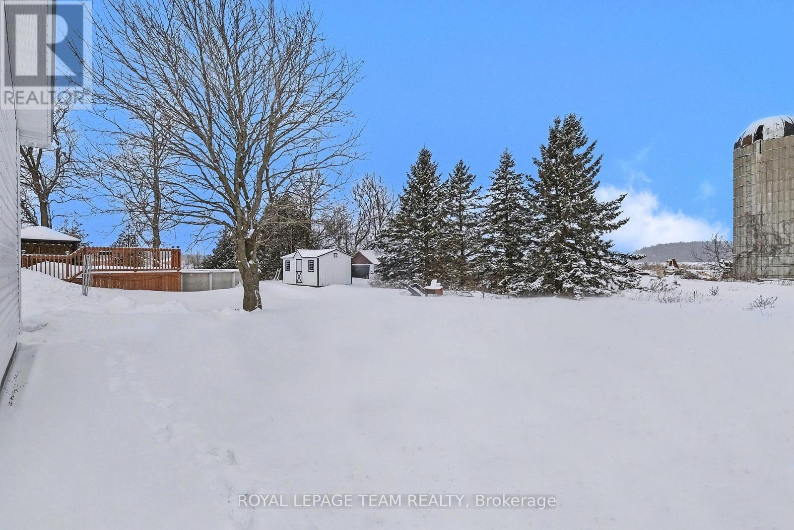 15197 Concession 1-2 Road, North Stormont, Ontario  K0C 1K0 - Photo 27 - X12732066