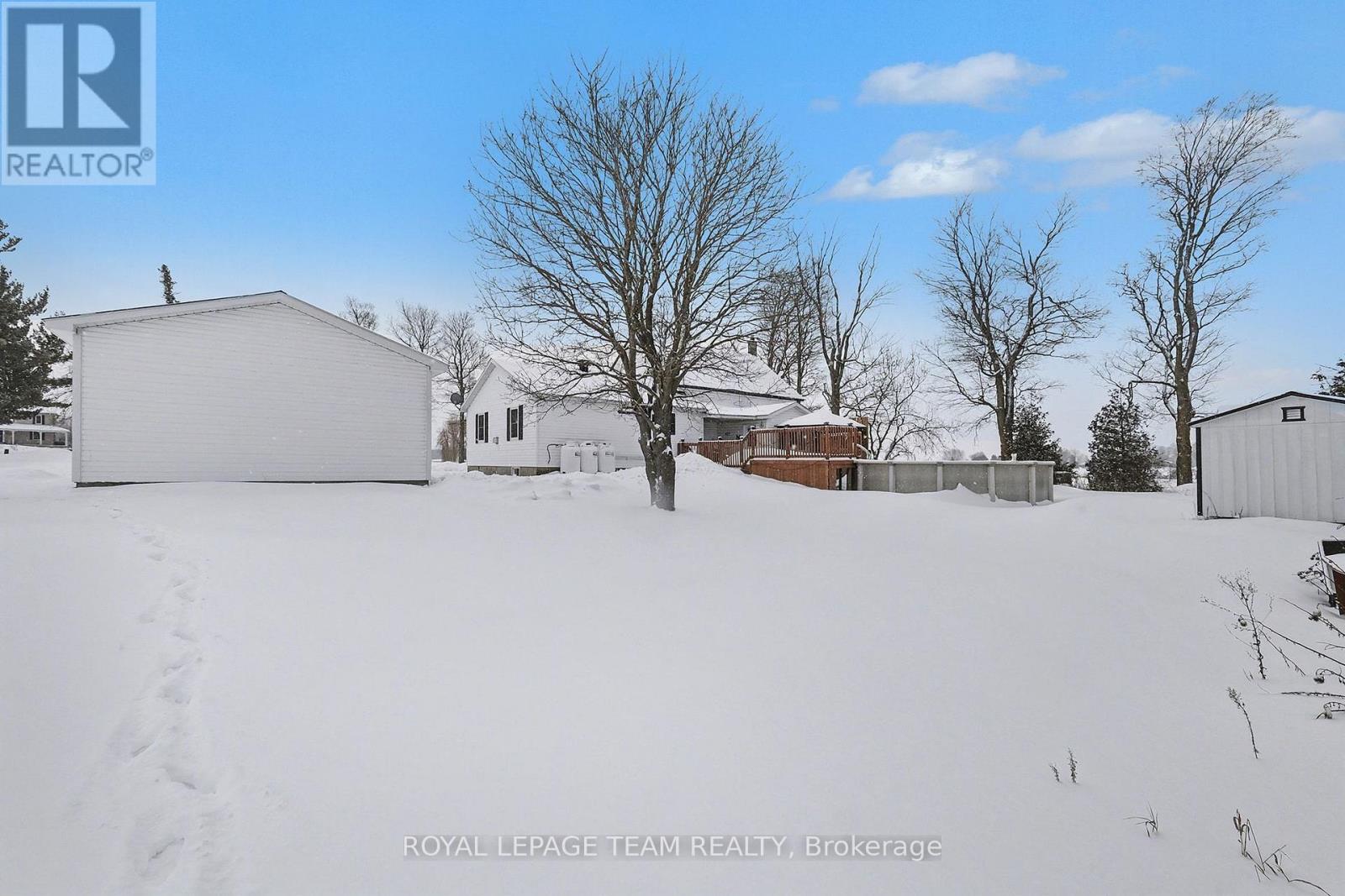 15197 Concession 1-2 Road, North Stormont, Ontario  K0C 1K0 - Photo 28 - X12732066