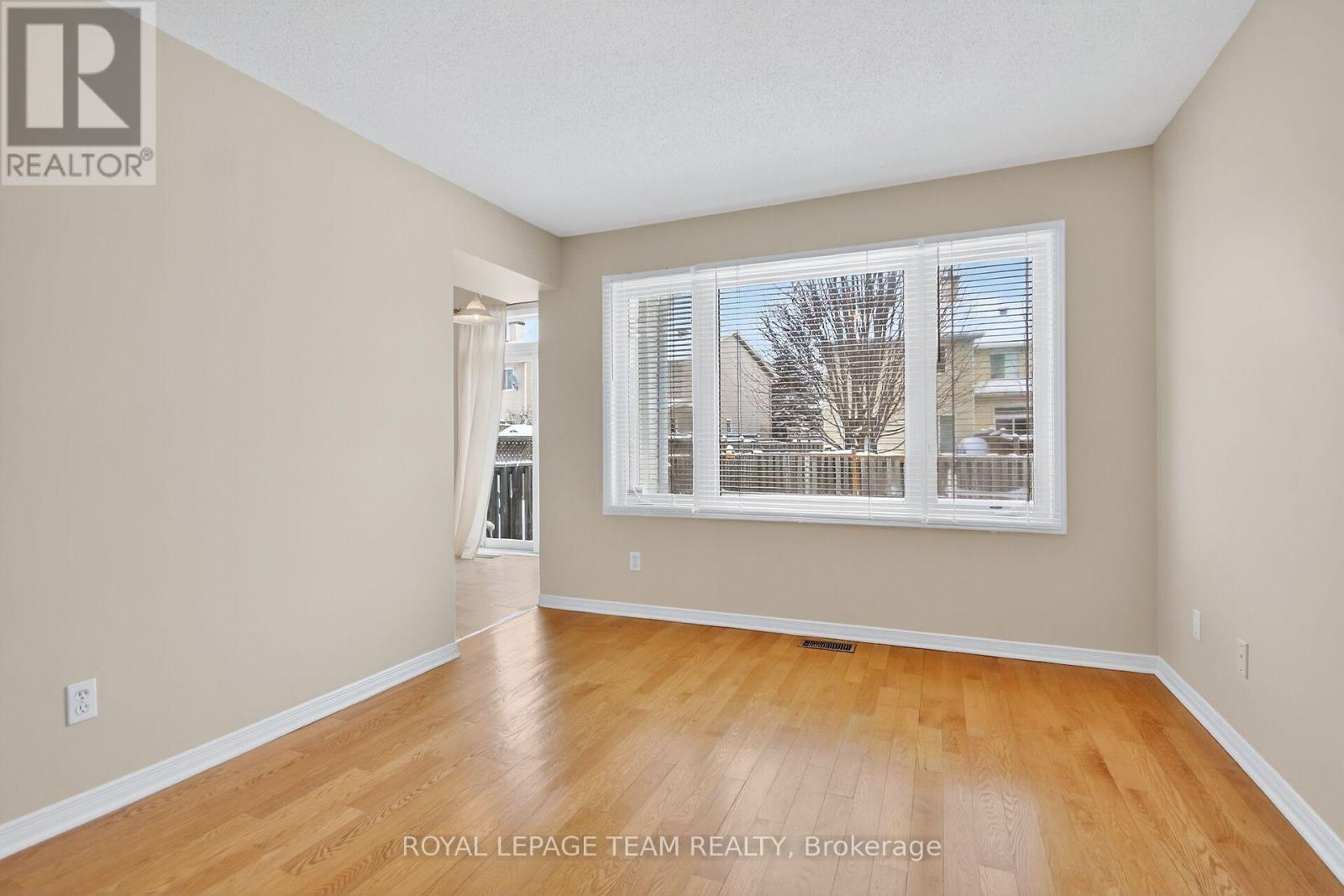 35 Upney Drive, Ottawa, Ontario  K2J 5G7 - Photo 7 - X12732080