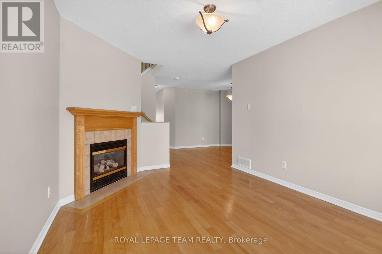 35 Upney Drive, Ottawa, Ontario  K2J 5G7 - Photo 8 - X12732080