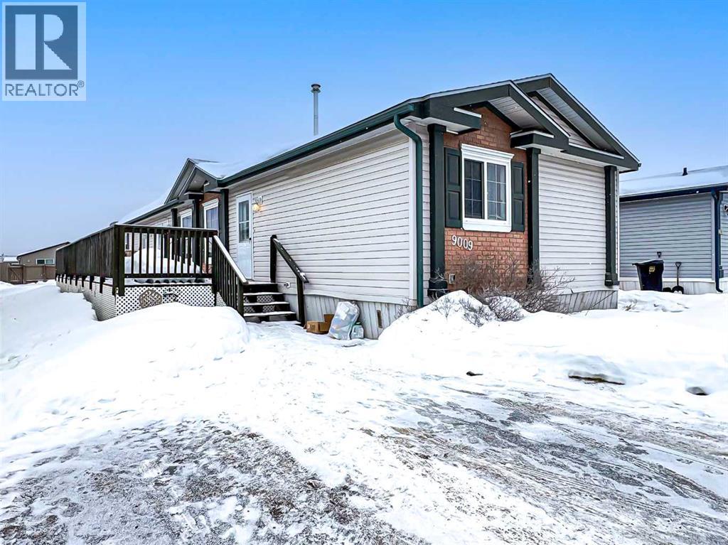 9009 90 Avenue, Grande Prairie, Alberta