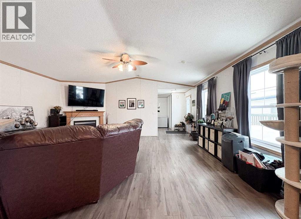 9009 90 Avenue, Grande Prairie, Alberta  T8X 0C4 - Photo 2 - A2281320