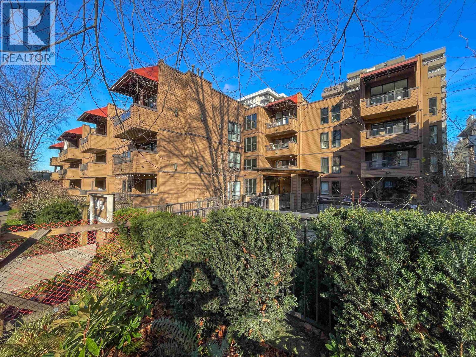 414 1435 Nelson Street, Vancouver, British Columbia  V6G 2Z3 - Photo 2 - R3083243