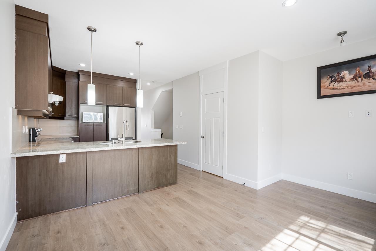 6 30748 Cardinal Avenue, Abbotsford, British Columbia V2T 5P5 - Photo 12 - R3077067