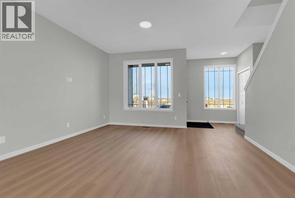 15 Corner Glen Drive Ne, Calgary, Alberta  T3N 2T6 - Photo 8 - A2281165