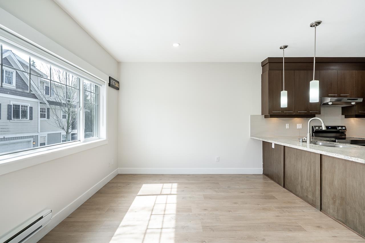 6 30748 Cardinal Avenue, Abbotsford, British Columbia V2T 5P5 - Photo 9 - R3077067