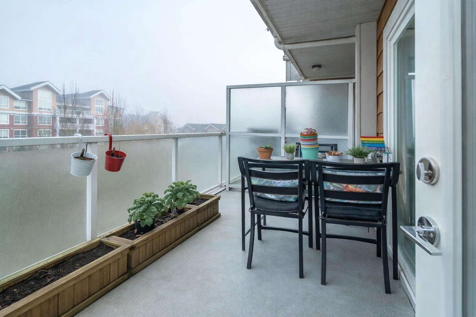 505 6440 194 Street, Surrey, British Columbia  V4N 6J7 - Photo 9 - R3083244