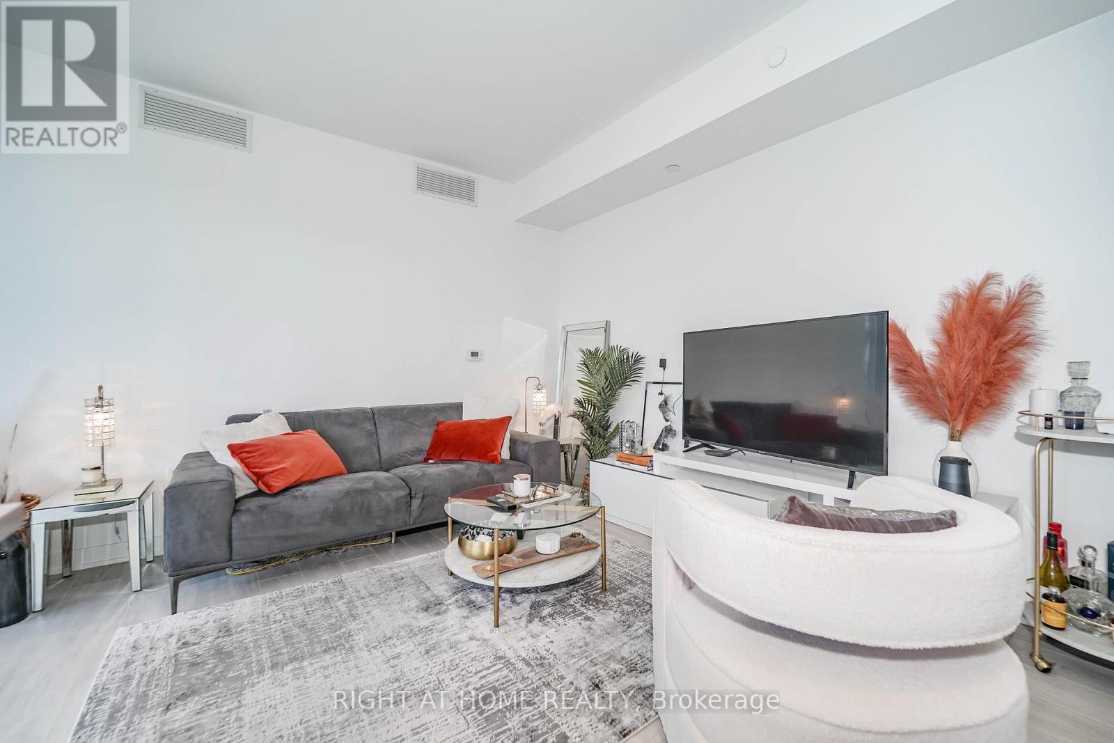 707 - 15 Queens Quay E, Toronto, Ontario  M5E 0C5 - Photo 11 - C12732048