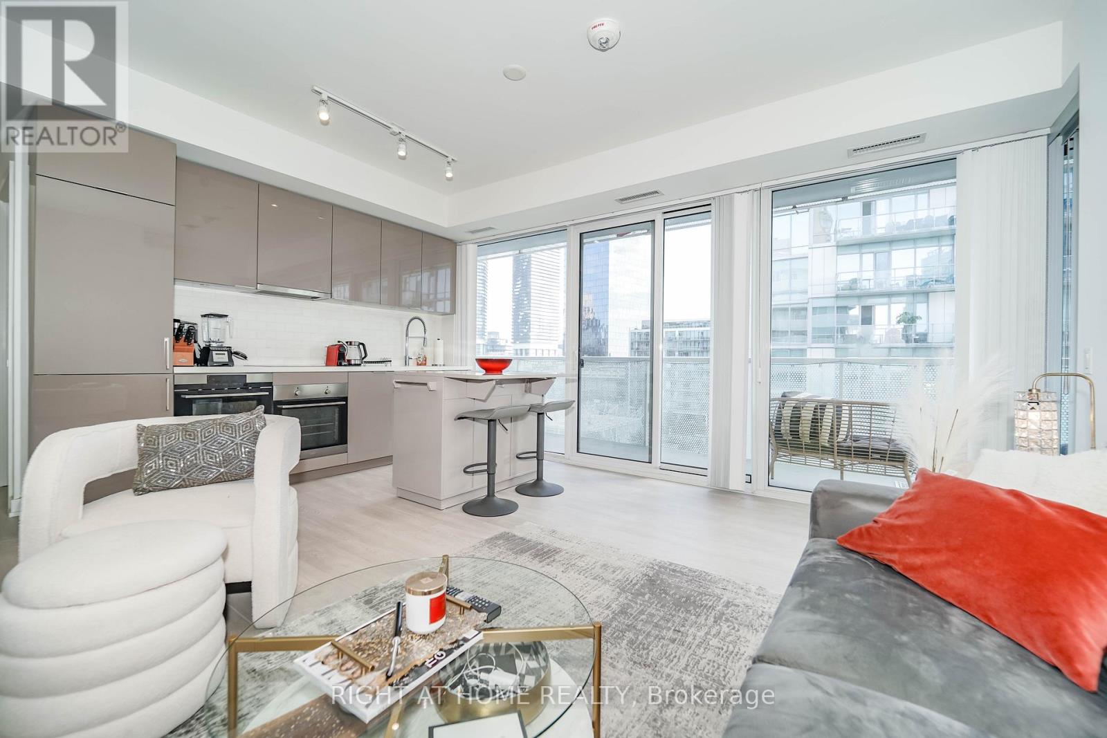 707 - 15 Queens Quay E, Toronto, Ontario  M5E 0C5 - Photo 16 - C12732048