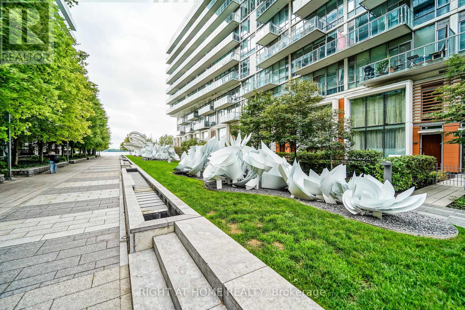 707 - 15 Queens Quay E, Toronto, Ontario  M5E 0C5 - Photo 31 - C12732048