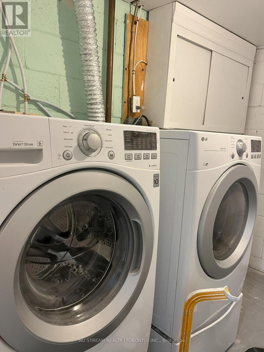 Lower B - 24 Dunboyne Court, Toronto, Ontario  M2R 2B7 - Photo 6 - C12732082