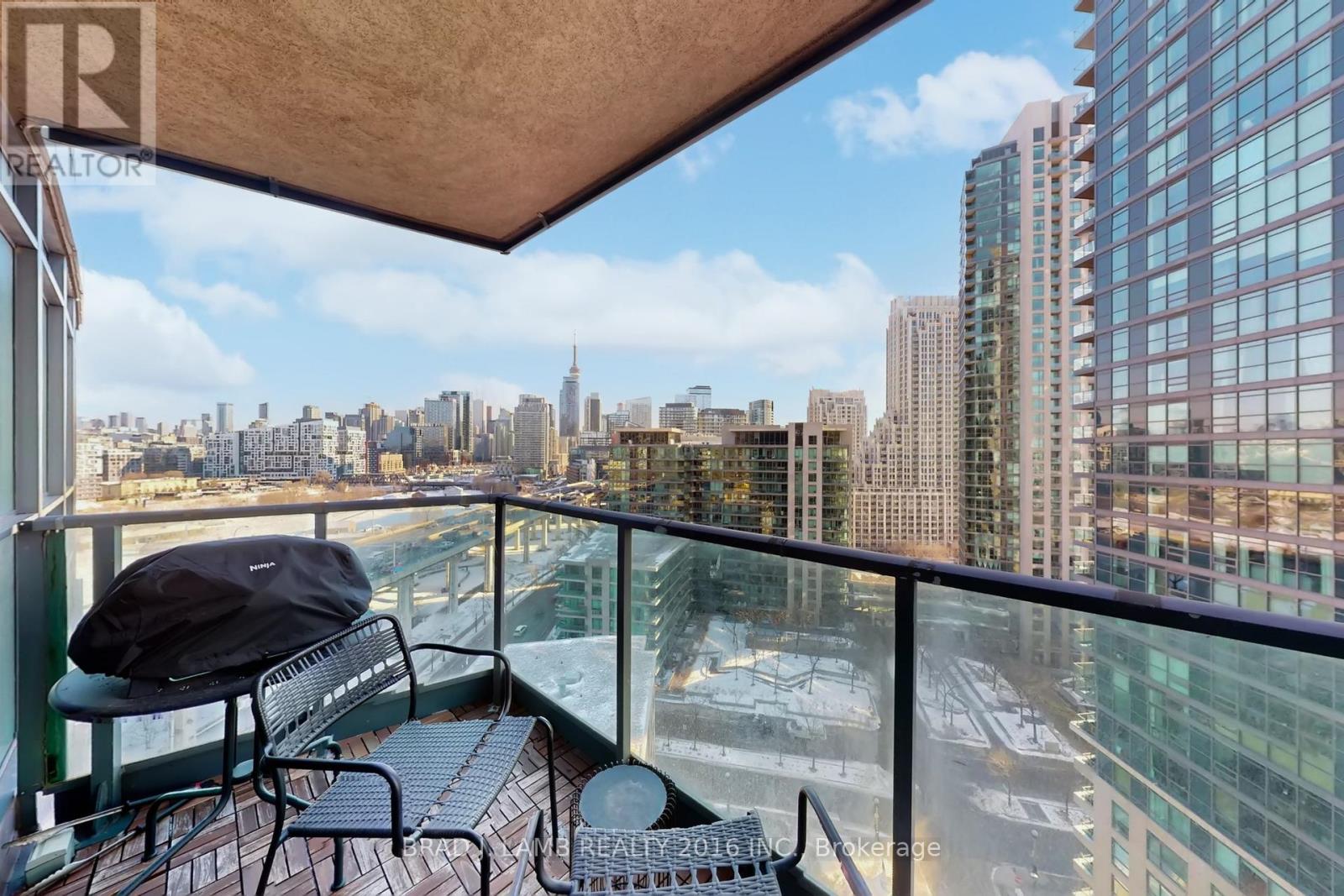 1611 - 231 Fort York Boulevard, Toronto, Ontario  M5V 1B2 - Photo 12 - C12732098