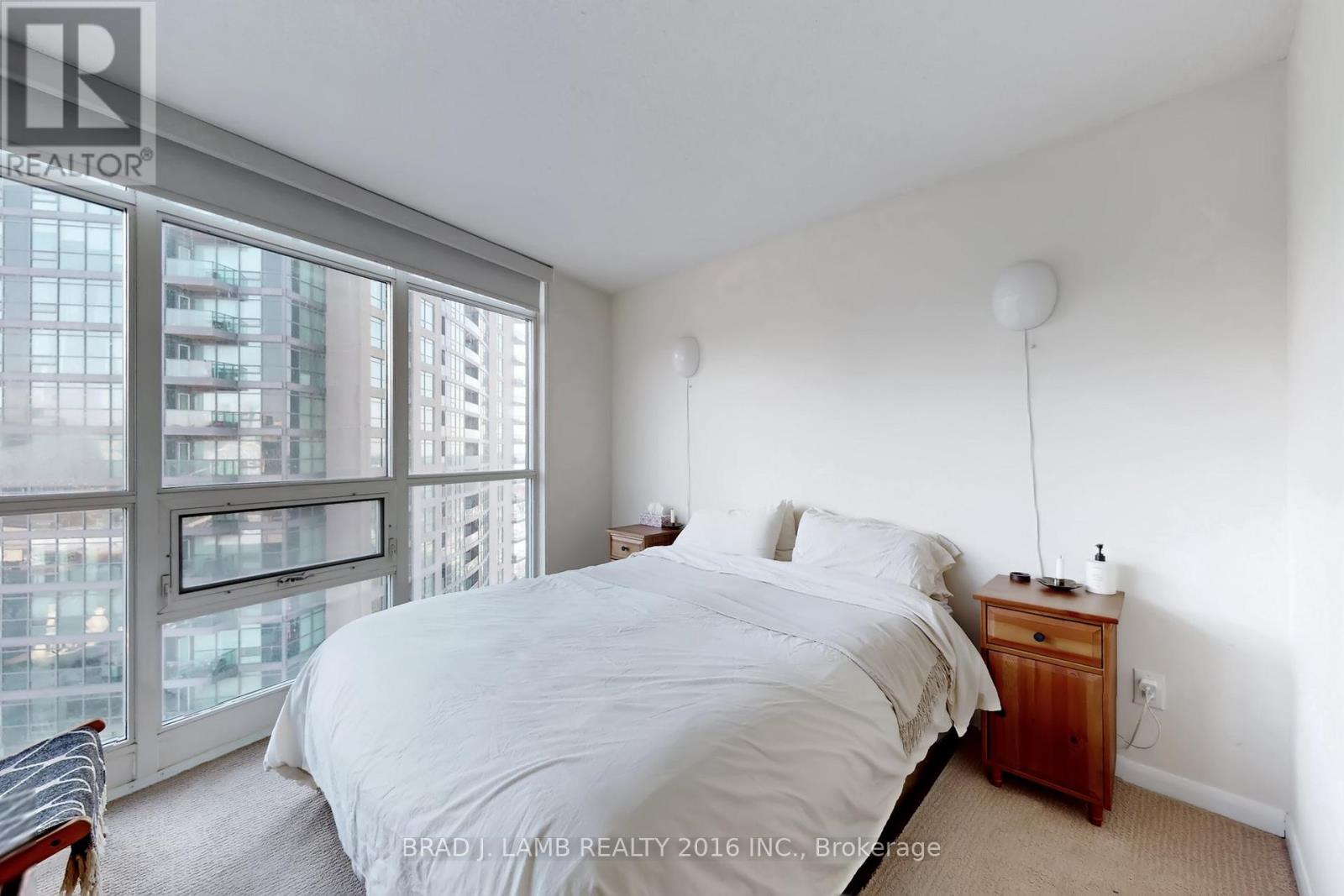 1611 - 231 Fort York Boulevard, Toronto, Ontario  M5V 1B2 - Photo 6 - C12732098