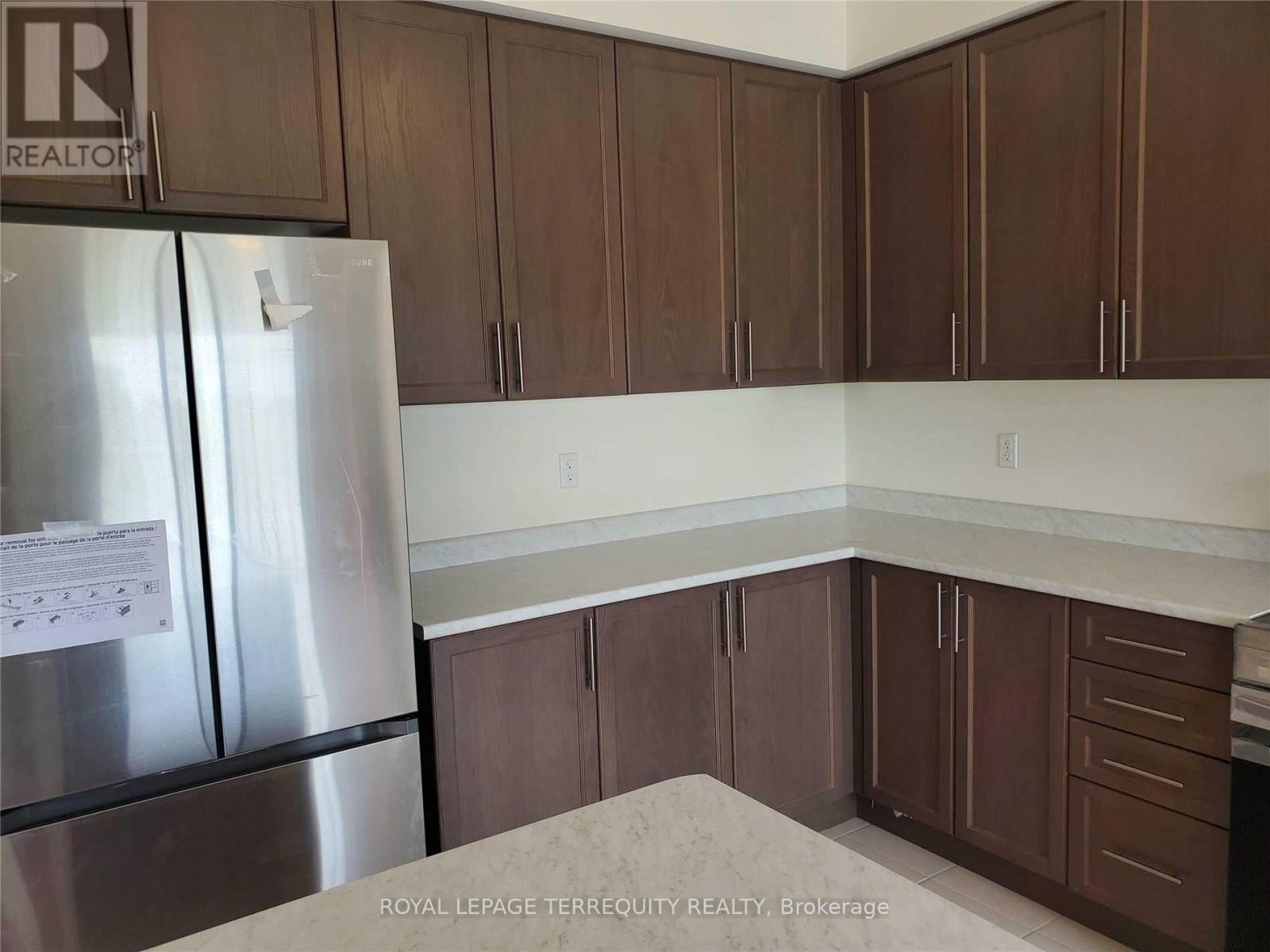 1095 Skyridge Boulevard, Pickering, Ontario  L1X 0M8 - Photo 7 - E12731752