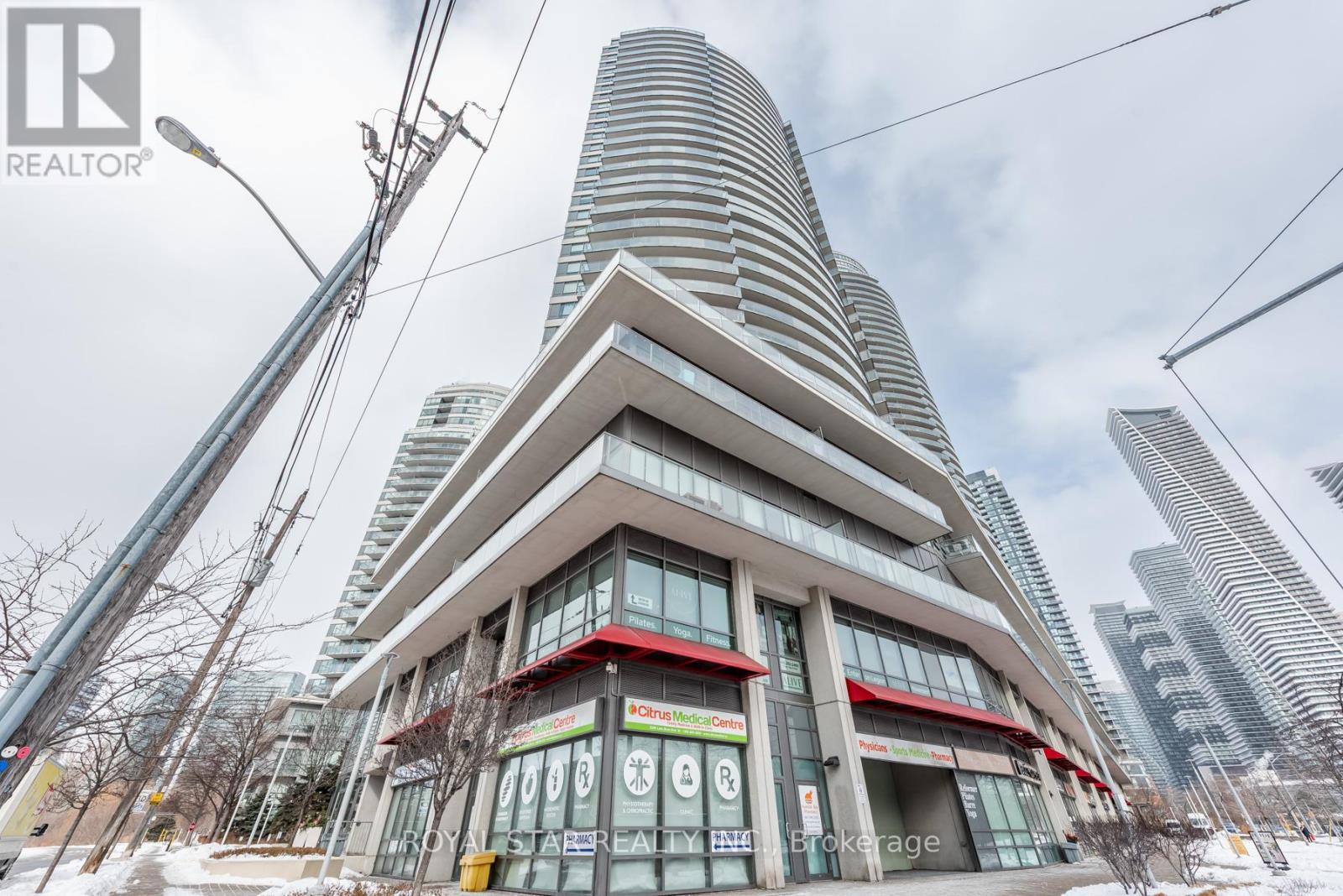 1404 - 2240 Lakeshore Boulevard, Toronto, Ontario  M8V 0A9 - Photo 3 - W12583002