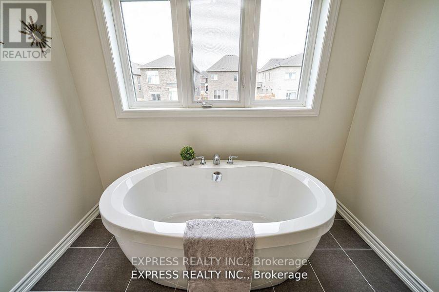 6 Morley Crescent, Whitby, Ontario  L1R 0P1 - Photo 25 - E12732060