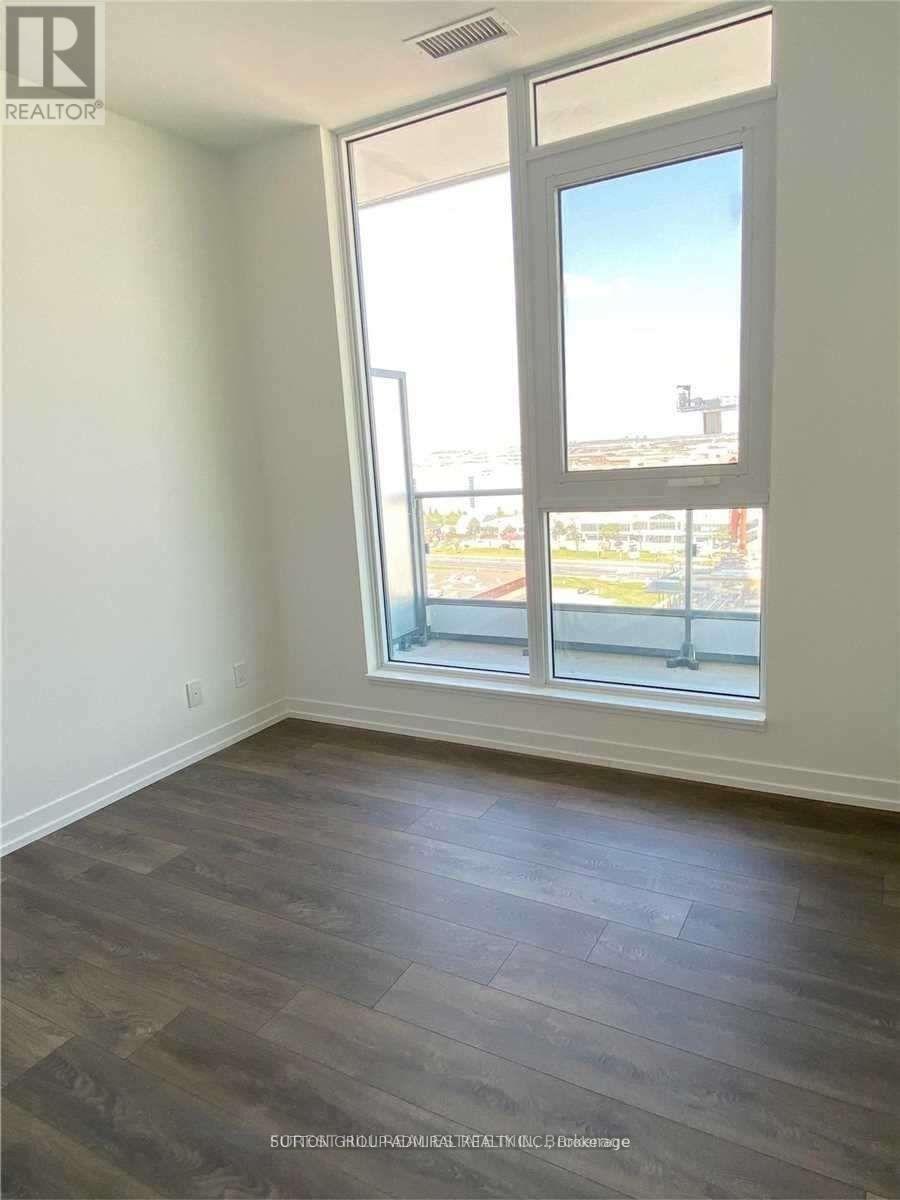 1506 - 950 Portage Parkway, Vaughan, Ontario  L4K 0J7 - Photo 9 - N12732036